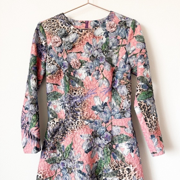 Iten Klairie Floral Animal Print Dress - Picture 2 of 10